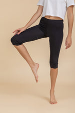 Load image into Gallery viewer, Capri Women&#39;s Leggings
