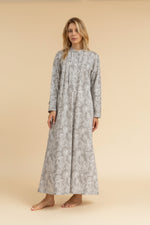 Load image into Gallery viewer, Floral Print 100% cotton nightgown with button detail
