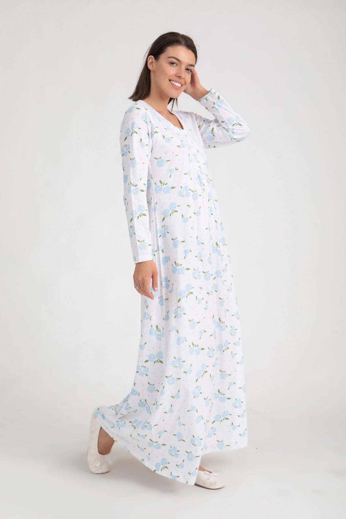 Roses Print Long Sleeve Nightgown With Lace detail