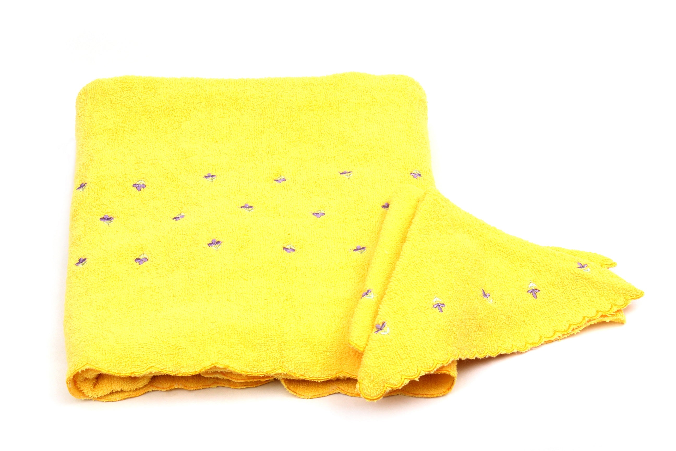 Embroidered Towel Set 3 Pcs with scalloped border
