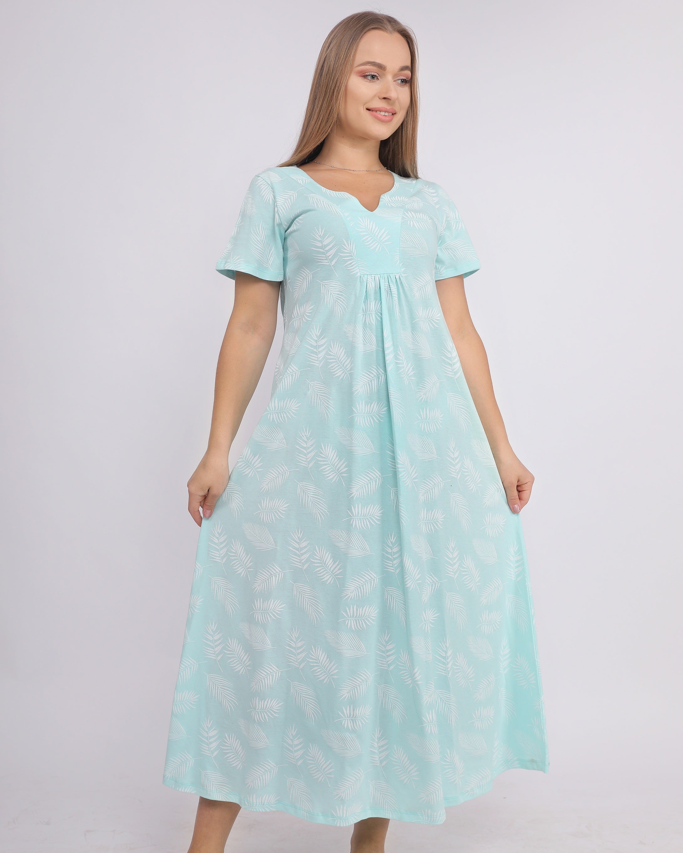 Short Sleeve Wide feather Print Nightgown